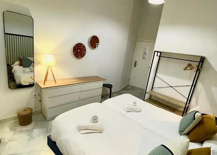 New Samay Hostel Séville